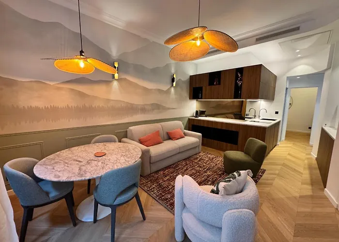 Etoile TrocadéroHotel Parigi